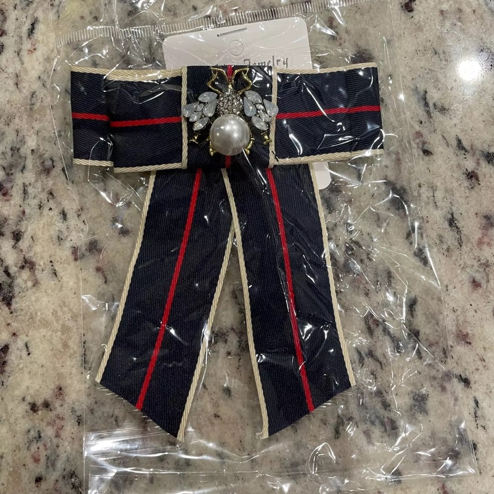 Brooches for sale